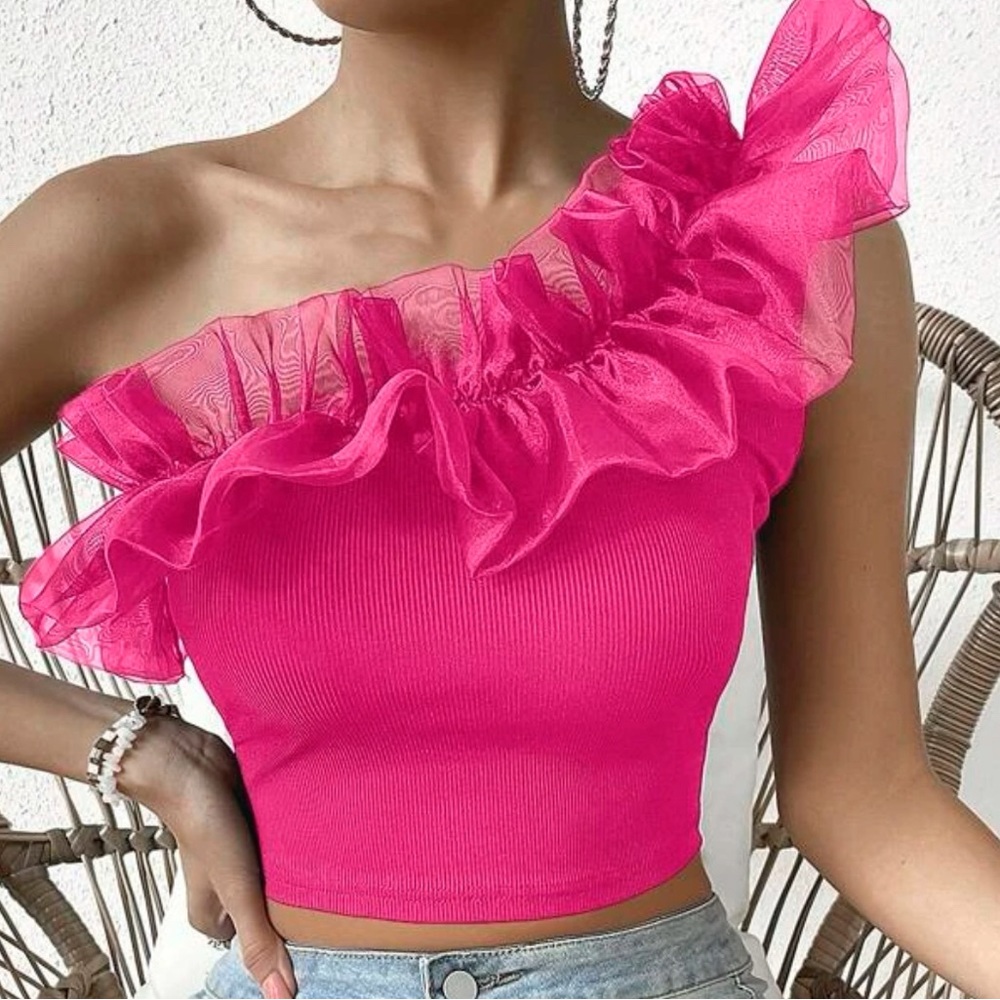 Pink crop top SHEIN